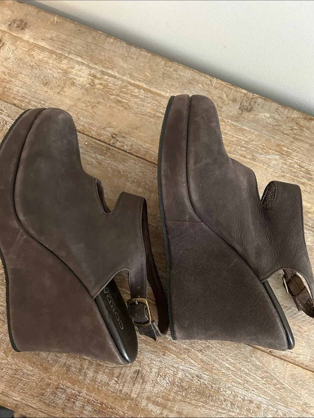 Cordani Calzature wedge heel size 38 women  Good condition